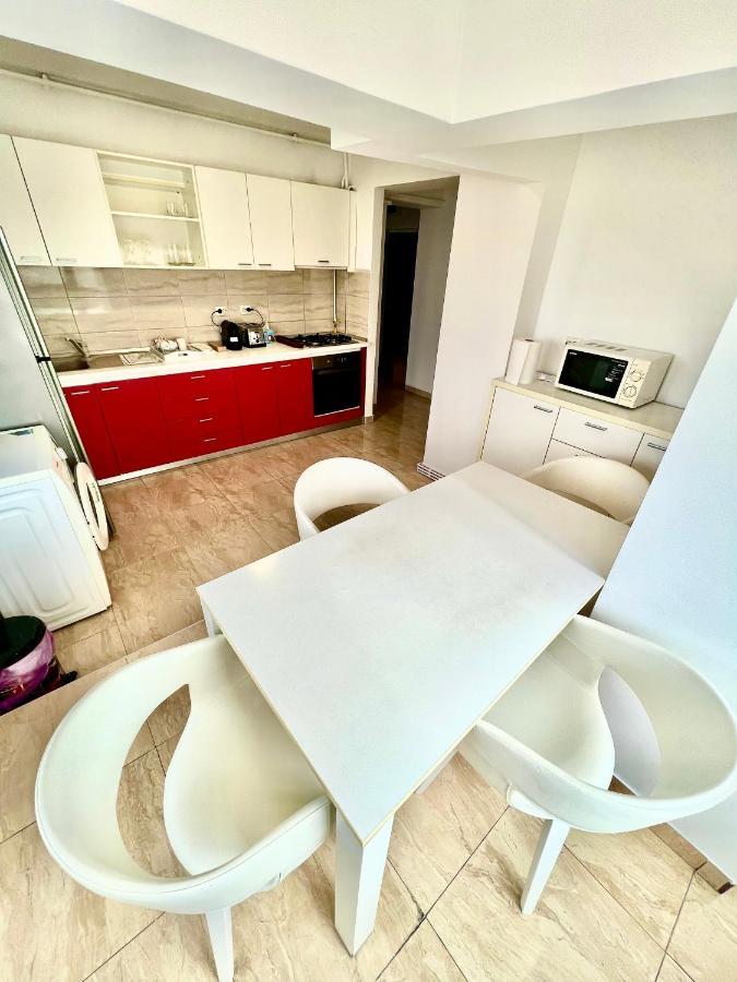 Ferienwohnung Mnm Lapusneanu Iasi Exterior foto