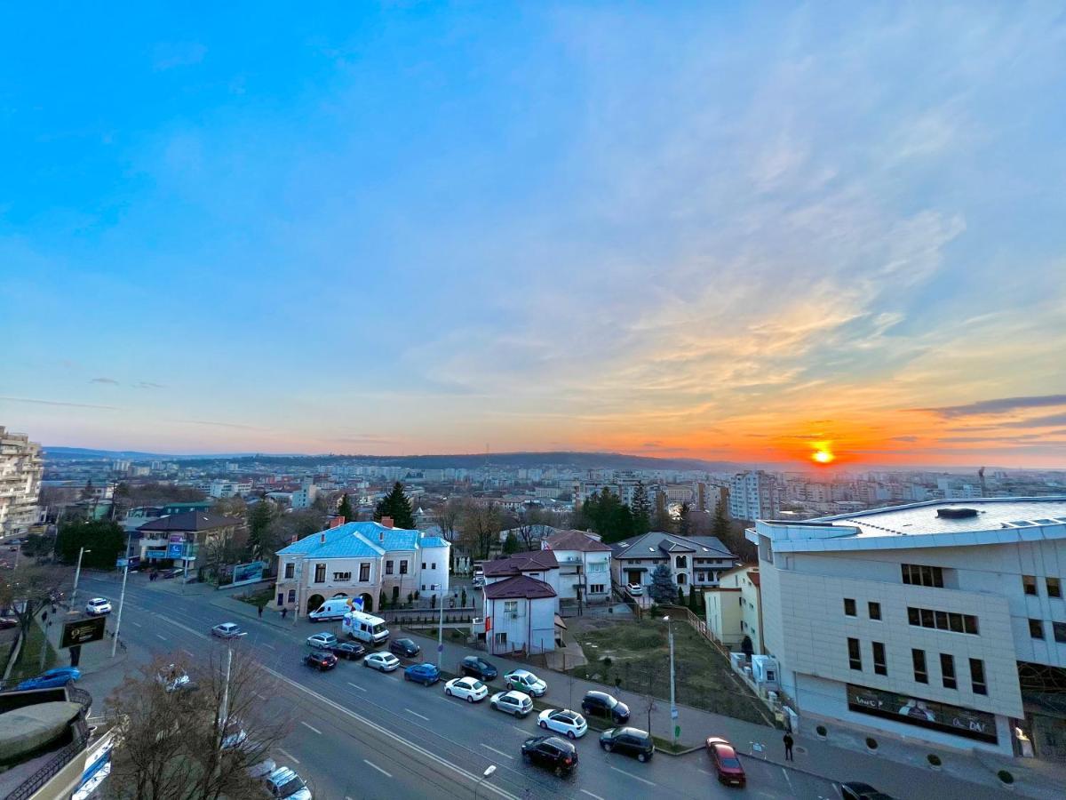 Ferienwohnung Mnm Lapusneanu Iasi Exterior foto